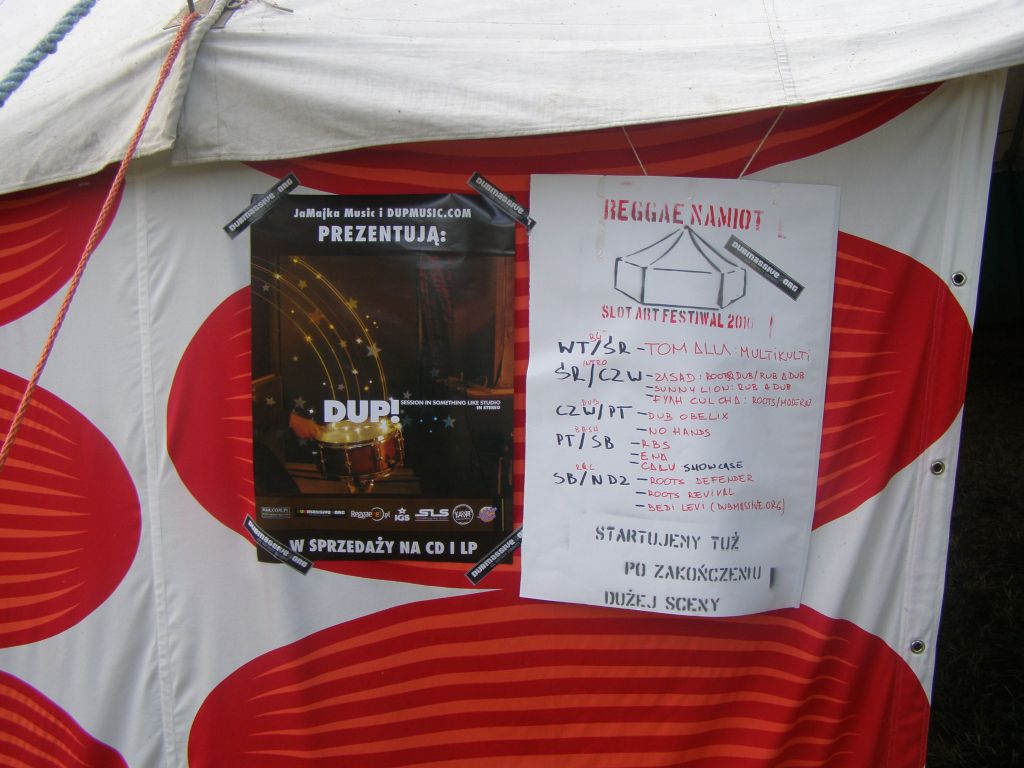 Reggae Tent na Slot Art Festiwal 6-10.07.2010 Lubiąż